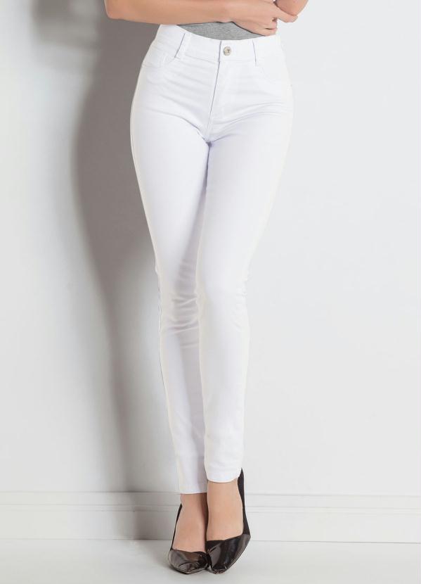 calça jeans branca cintura alta