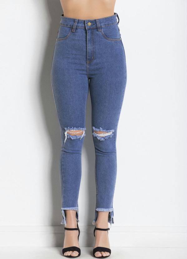 calça jeans desfiado