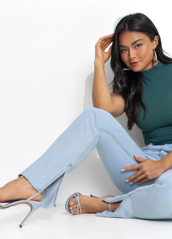 Sawary Jeans - Calça Jeans Clara Reta com Fendas Sawary 4