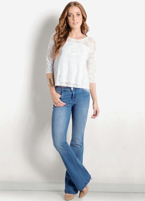 Ah - Calça Jeans Flare com Lavação Ana Hickmann 5