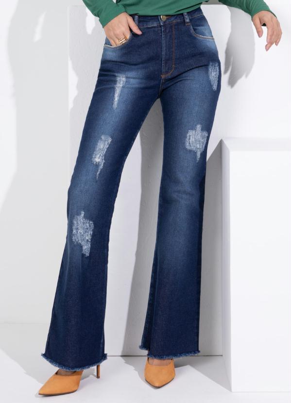 Quintess - Calça Jeans Médio Modelagem Flare com Bolsos