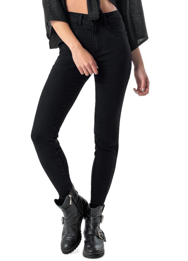 Enfim - Calça Preta Skinny em Jeans Black com Lavagem