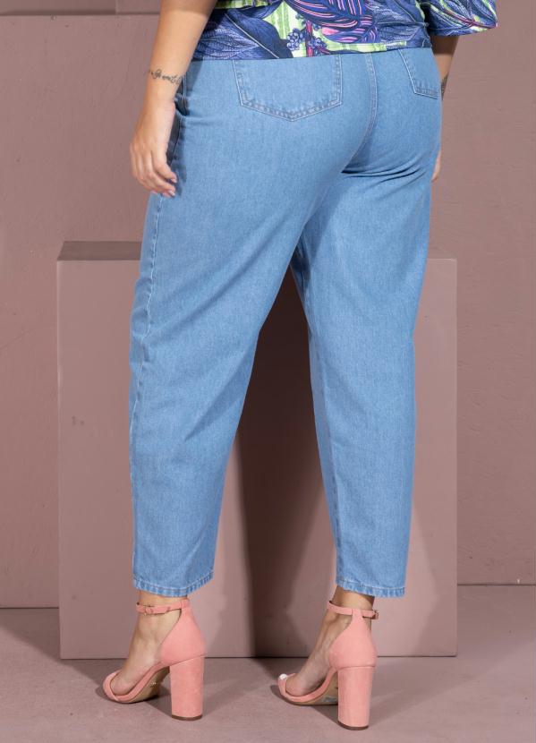 Quintess - Calça Slouchy Jeans Claro com Recorte Frontal 11