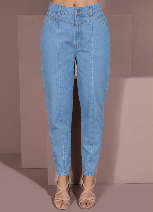 Quintess - Calça Slouchy Jeans Claro com Recorte Frontal 6
