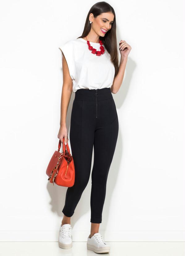 Colcci - Calça Montaria Preta 3