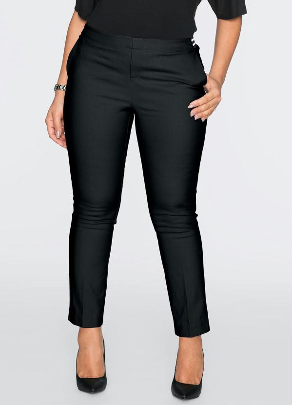 Outlet - Calça Cigarrete Preta 4