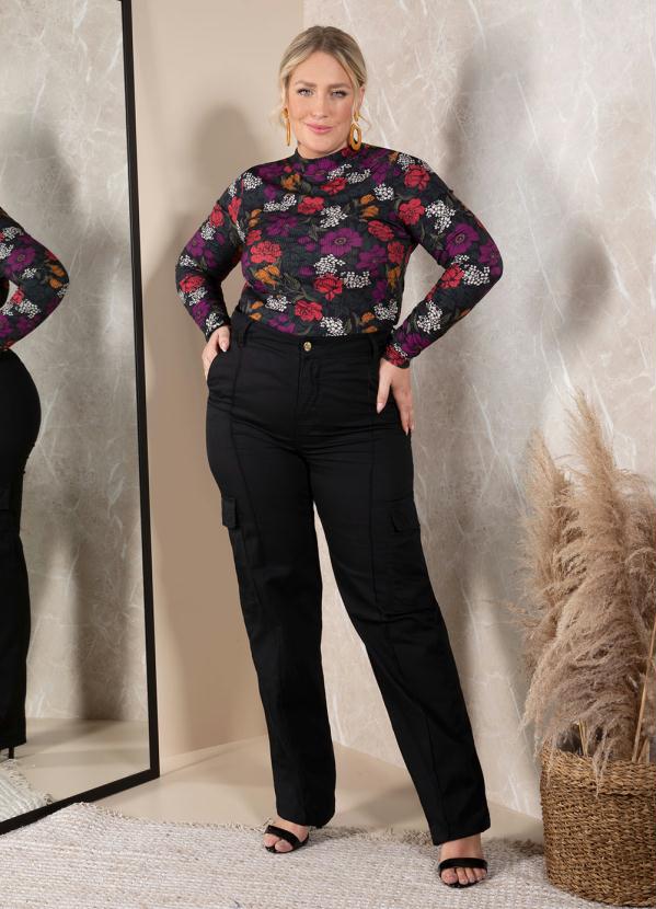 Quintess - Calça Cargo Preta 11