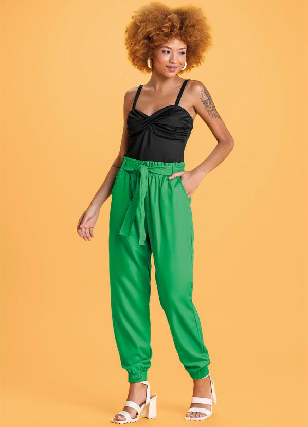 Marialícia - Calça com Cinto Verde 2