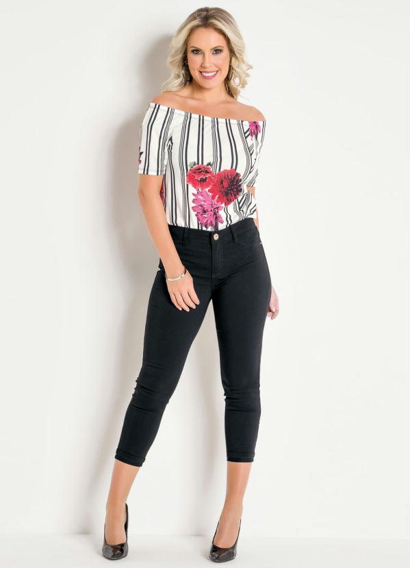 Sawary Jeans - Calça Cropped Preta com Barra Dobrada Sawary 4