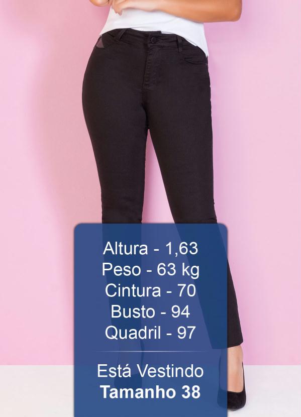 Sawary Jeans - Calça Preta em Sarja com Detalhe Sintético 3