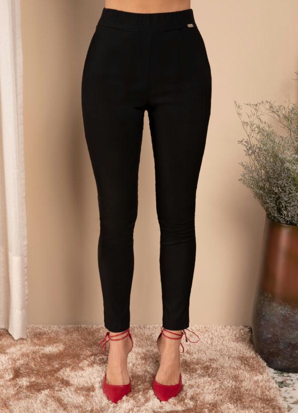 Quintess - Calça Preta Ajustada com Elastico na Cintura 3