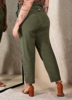 Quintess - Calça Verde com Pregas e Bolsos - QUINTESS