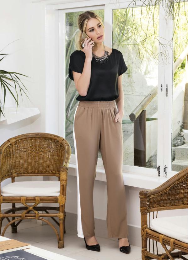 Quintess - Calça Quintess Marrom com Faixa Lateral Branca 4