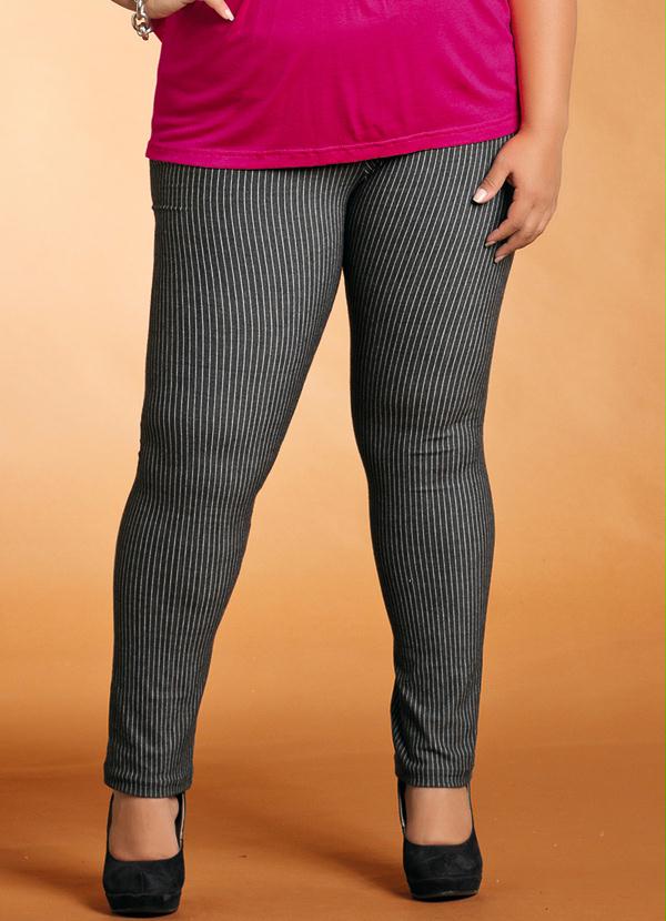 Marguerite - Calça Legging Plus Size Listrada