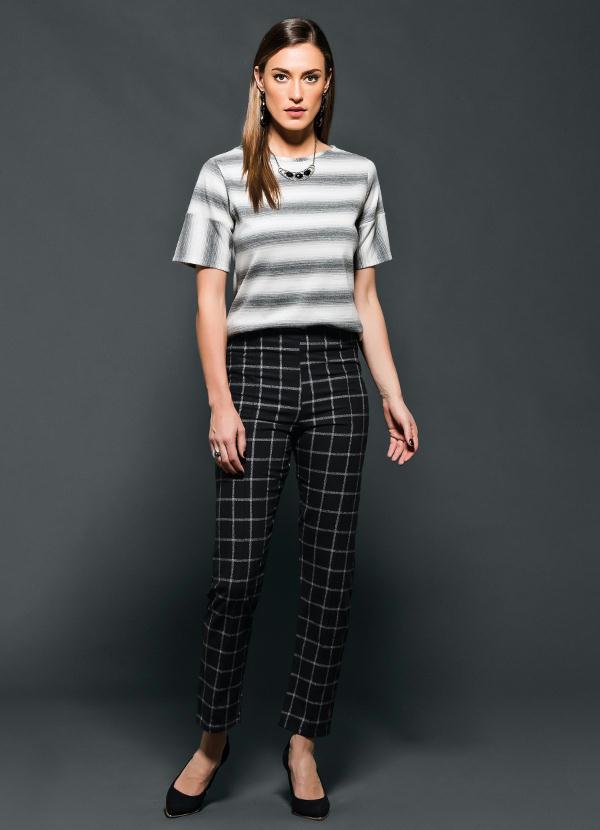 Multimarcas - Calça Cigarrete Xadrez 3