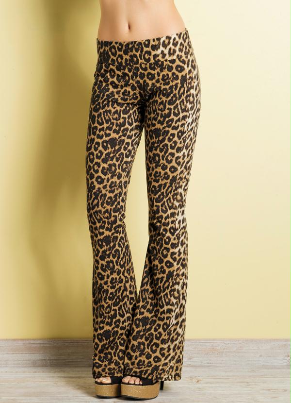 Outlet - Calça Flare Estampa Onça 5