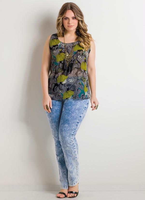 Quintess - Calça Reta Jeans Claro Plus Size 3