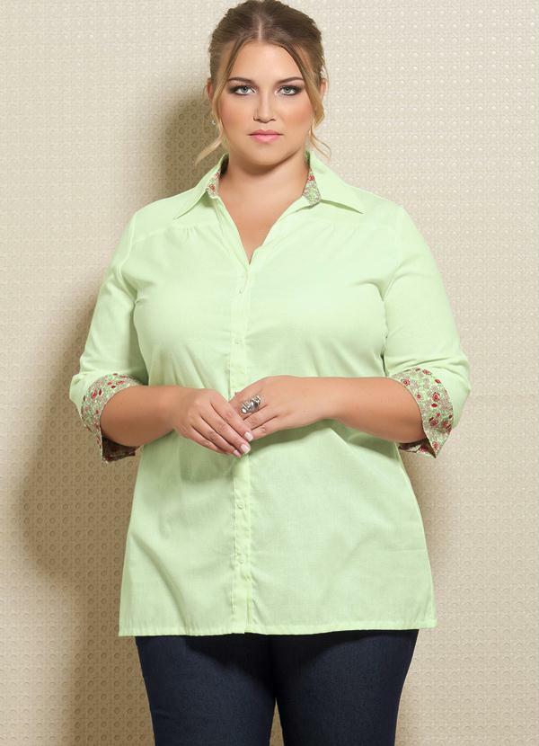 Quintess - Camisete Plus Size Verde Listrada Quintess