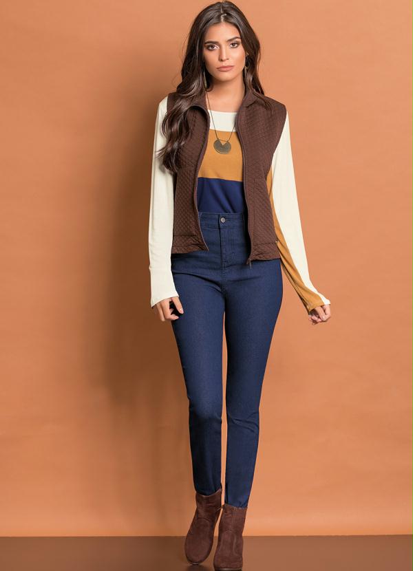 Quintess - Colete Matelassê com Zíper Marrom 5