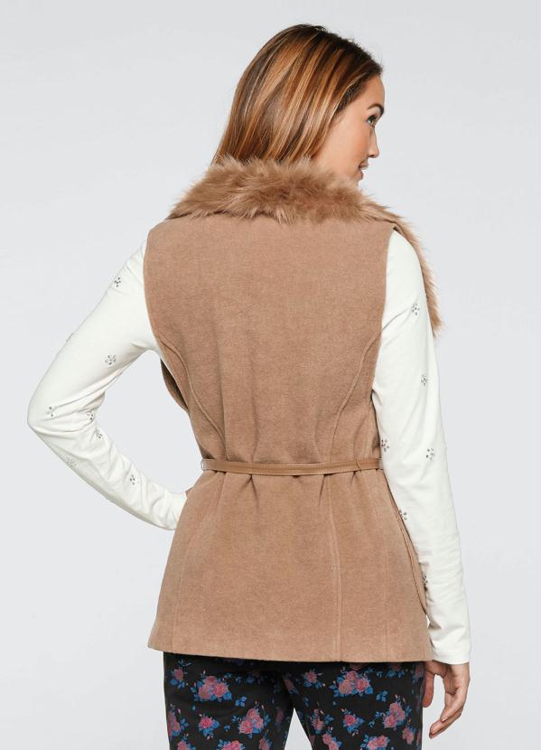 bonprix - Colete Pelo Sintético Caramelo 5