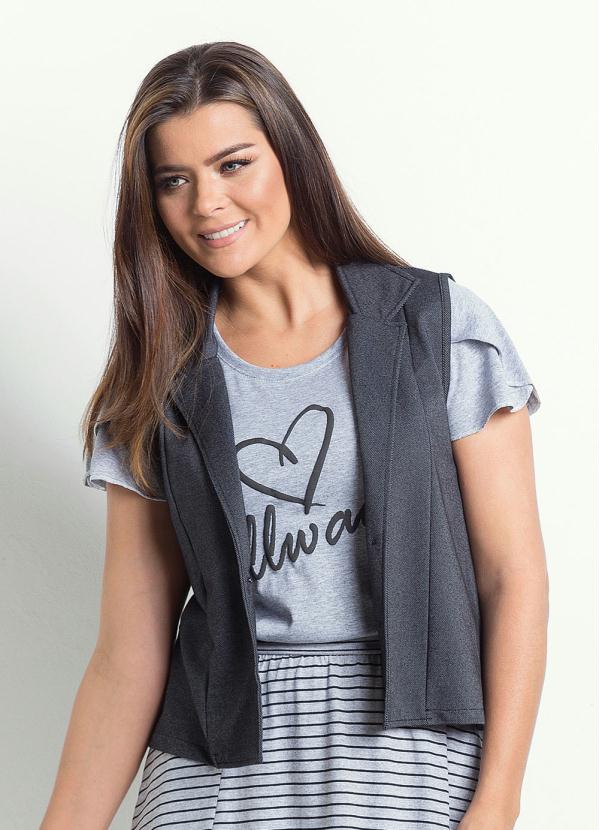 Rosalie - Colete Preto com Botões Moda Evangélica