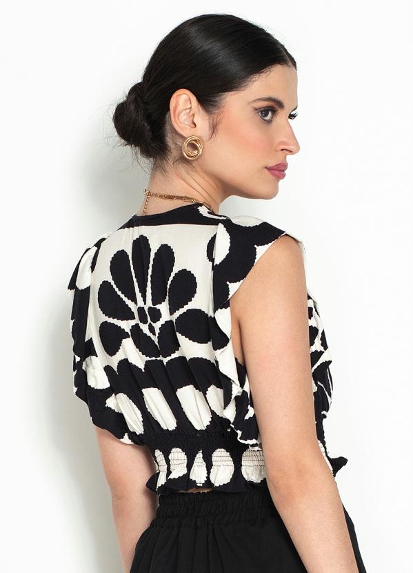 Farm - Blusa Croppe de Viscose Palermo Preto 2