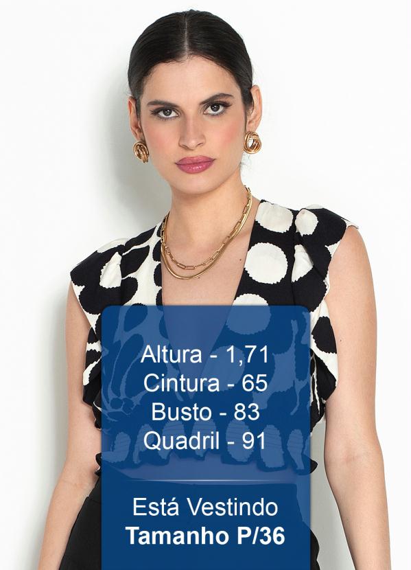 Farm - Blusa Croppe de Viscose Palermo Preto 5