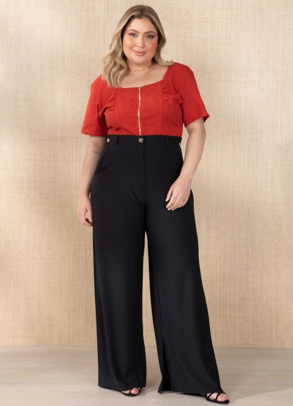 Quintess - Cropped Ferrugem com Abertura em Zíper Frontal