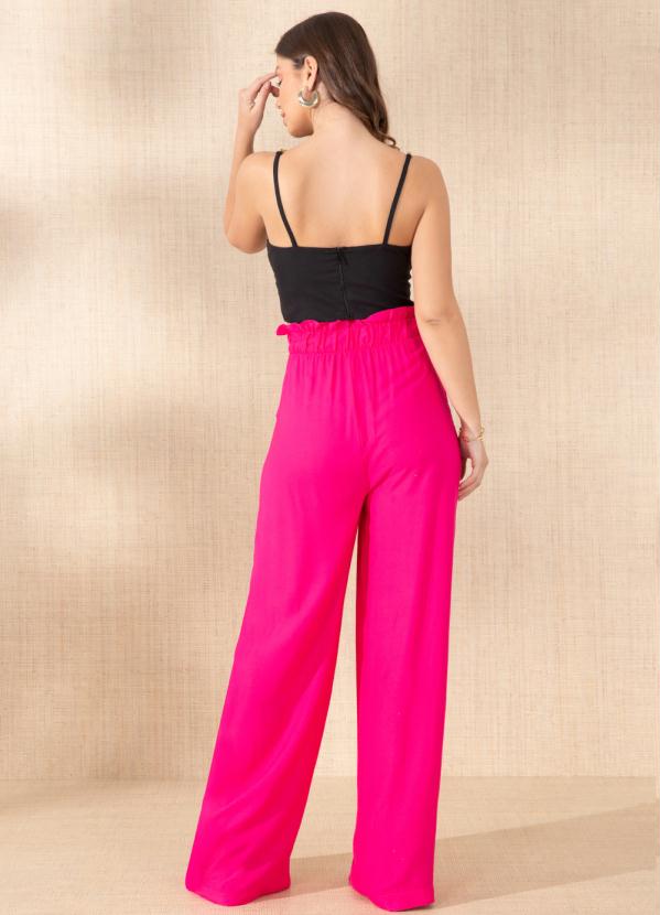 Quintess - Cropped Preto com Correntes nas Alças 4