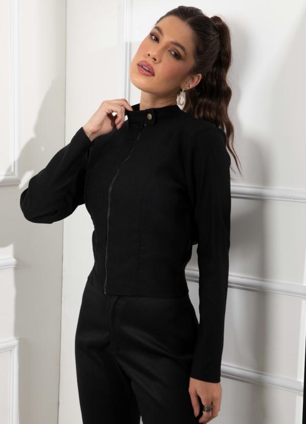Quintess - Jaqueta Preta com Zíper e Botões na Gola