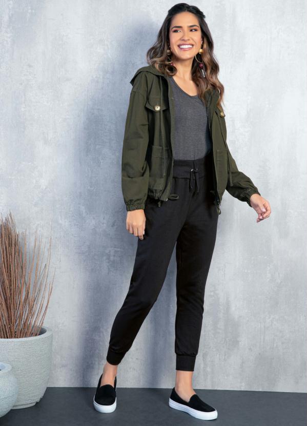 Quintess - Jaqueta Verde com Bolsos e Capuz 5