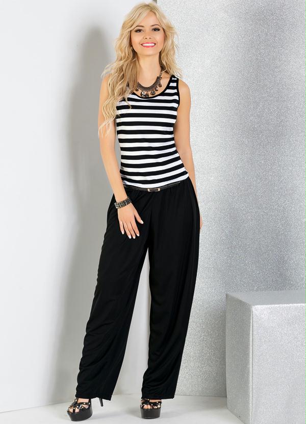 Outlet - Macacão Preto Listrado