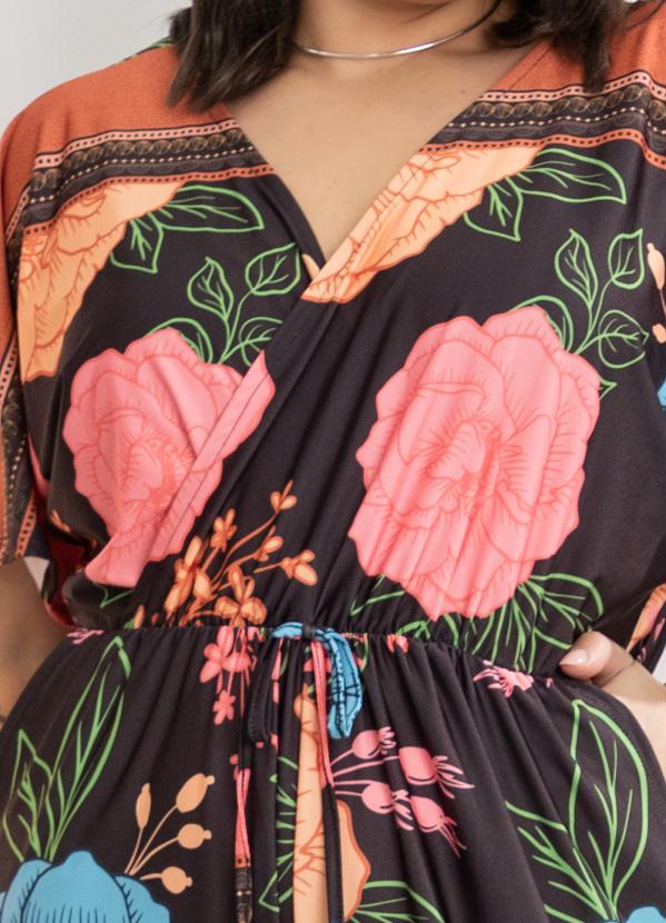 Quintess - Macacão Floral Barrado Preto em Malha Fria 6