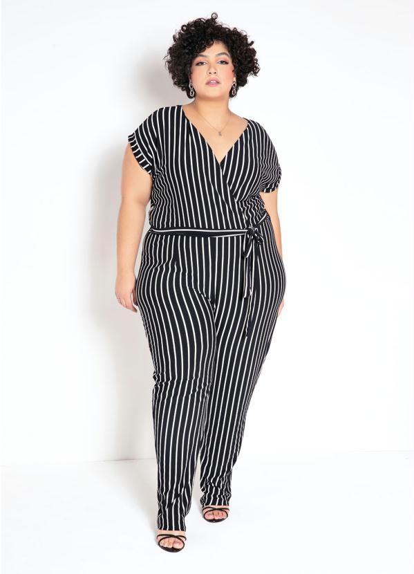 Macacão plus size sales listrado