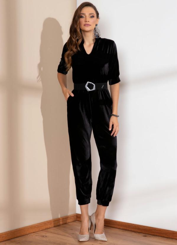 Quintess - Macacão Longo Preto em Veludo com Bolsos 3