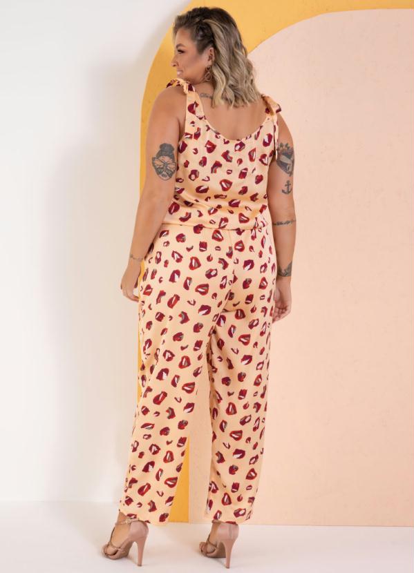 Outlet - Macacão Onça Laranja Laço nas Alças e Bolsos 5