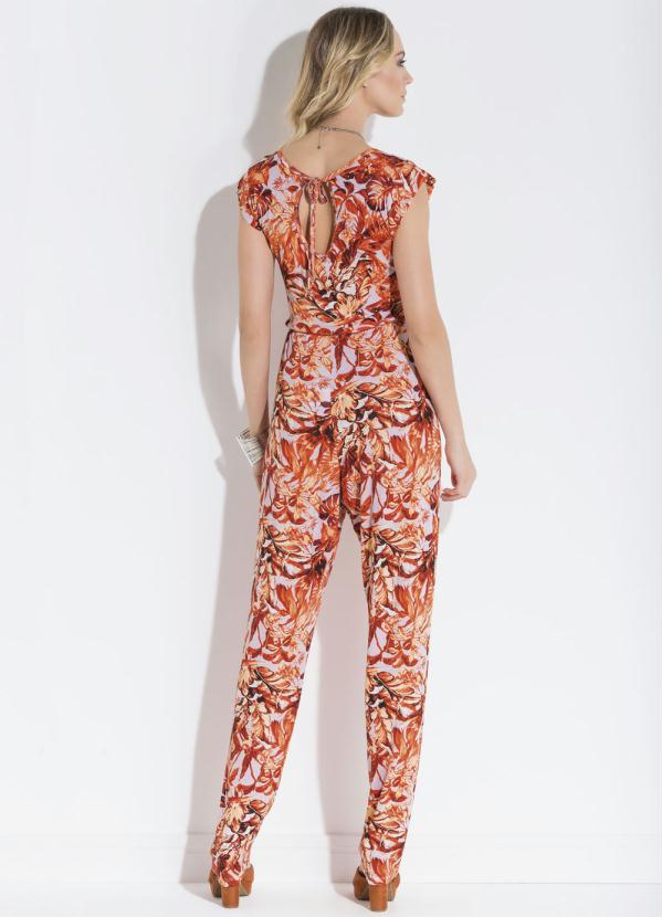 Quintess - Macacão Tropical Bolsos e Manga Curta Quintess 2