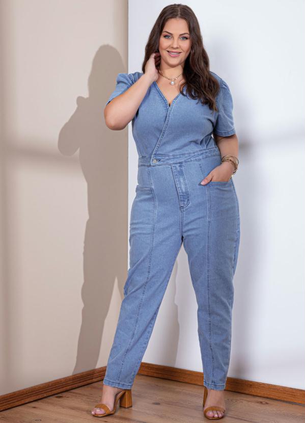 Quintess - Macacão Jeans Decote Transpasado com Bolsos 4