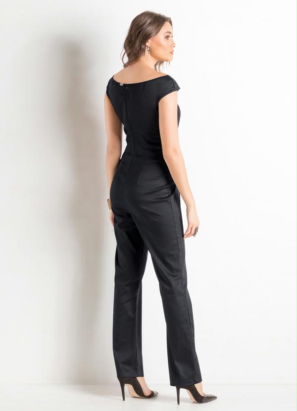 Quintess - Macacão Decote Ombro a Ombro Preto 2