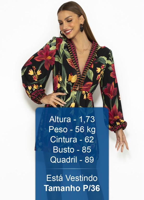 Farm - Macaquinho de Viscose Floral Padang Preto 5