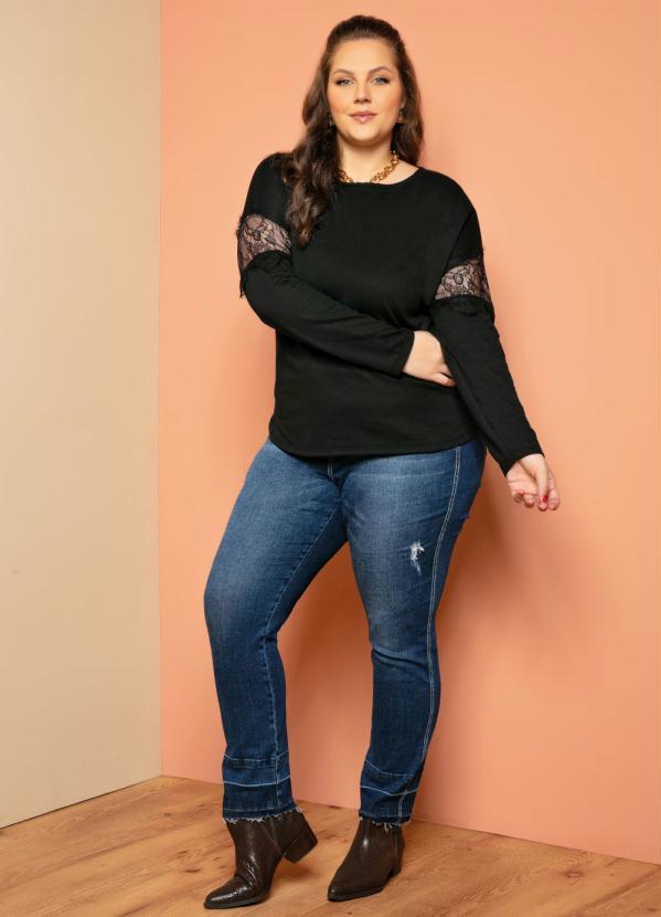 Quintess - Casaco de Moletinho Preto com Renda nas Mangas 8
