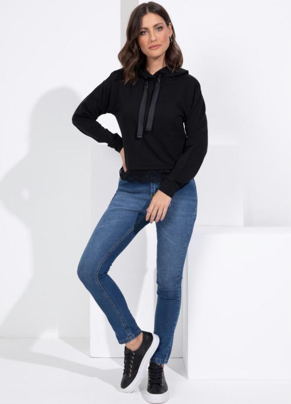 Quintess - Casaco em Moletinho Preto com Capuz e Renda 3