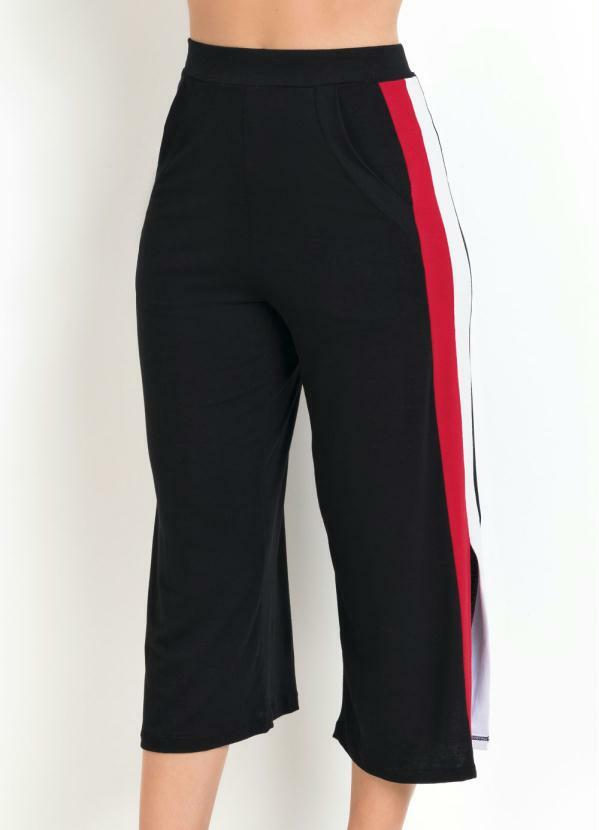 D`news - Calça Pantacourt com Fenda e Recortes Preta 7