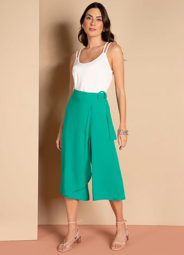 Quintess - Pantacourt Verde com Sobreposição Assimétrica 3