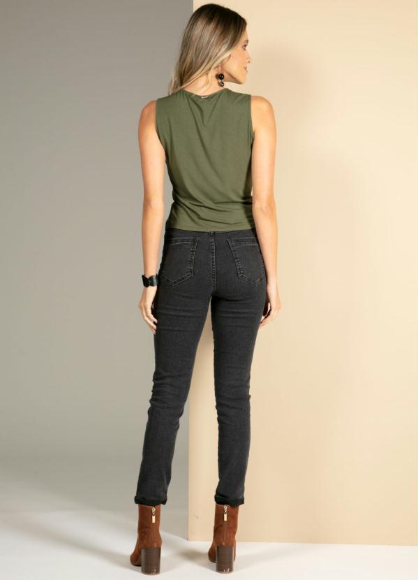 Quintess - Blusa com Detalhe de Amarração na Barra Verde 4