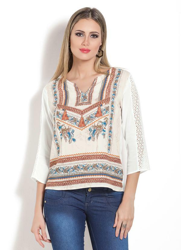 Vinculo Basic - Blusa com Renda nas Mangas Estampa Boho