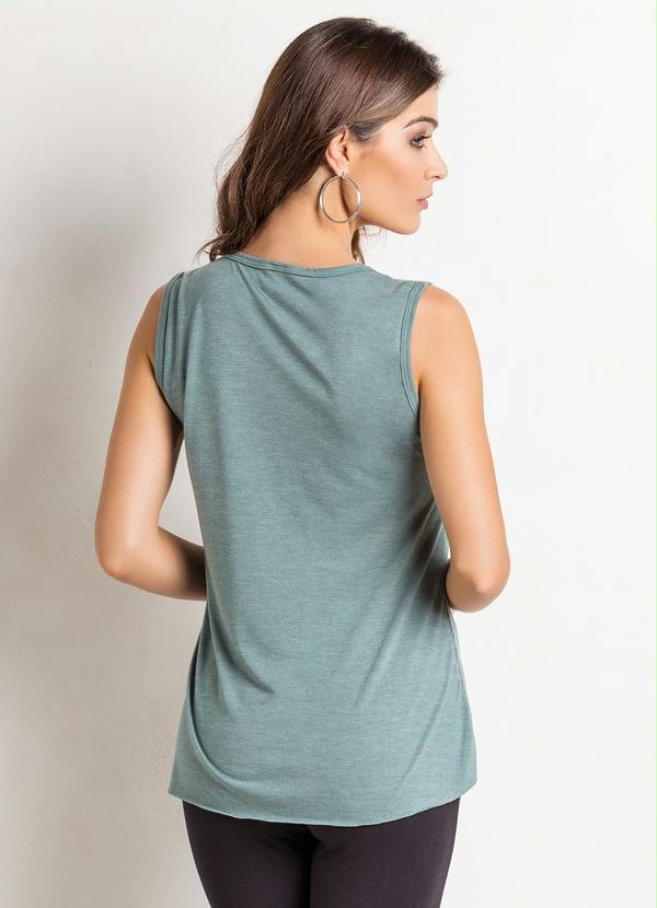 Outlet - Regata Verde com Estampa Frontal 2