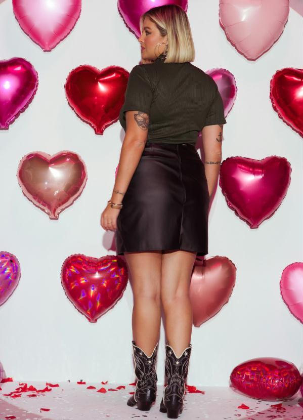 Quintess - Mini Saia Preta Resinada 3