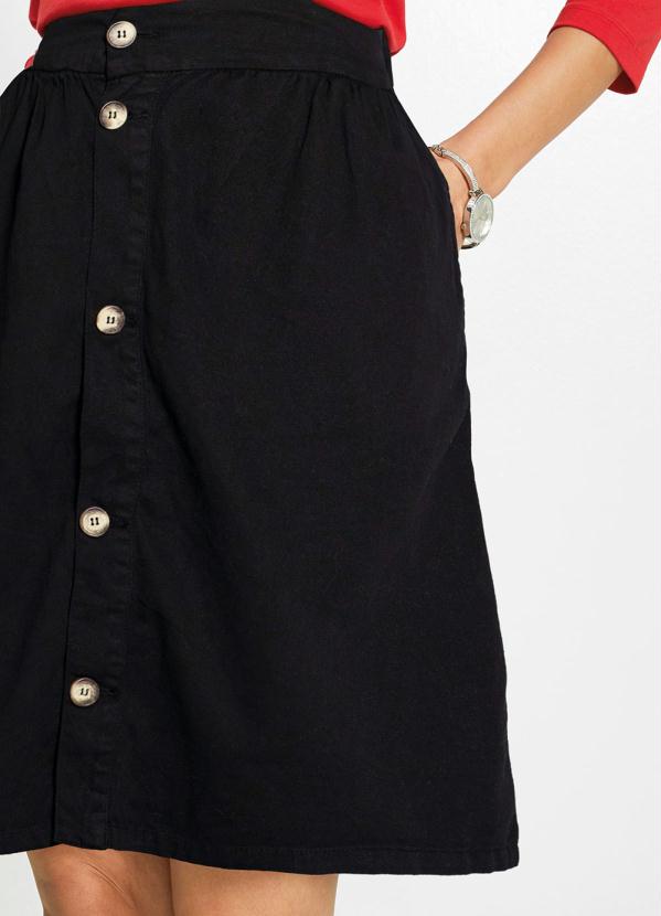 bonprix - Saia Sarja com Fechamento em Botões Preta 4