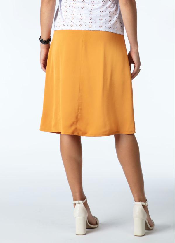 Quintess - Saia Midi Mostarda com Fenda 2